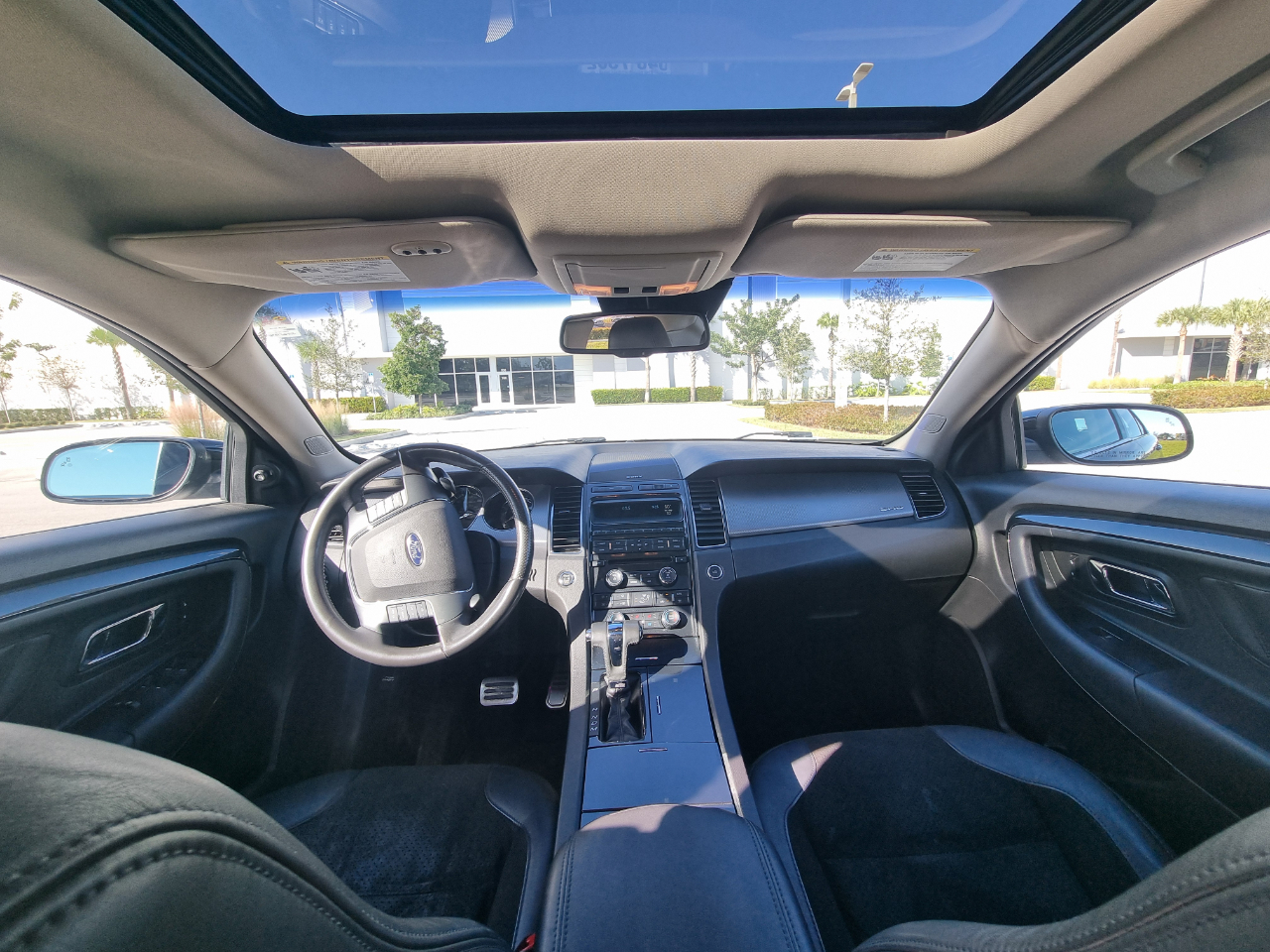 Ford Taurus SHO AWD 2010