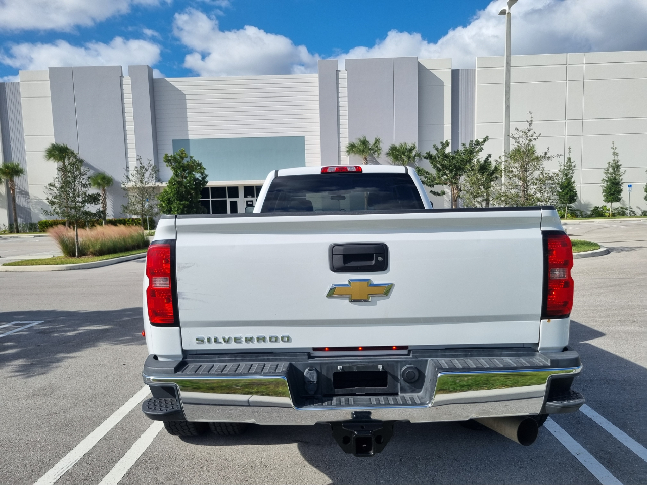 Chevrolet Silverado 3500HD Work Truck Crew Cab 2WD 2017