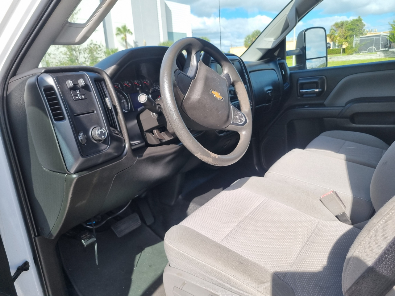 Chevrolet Silverado 3500HD Work Truck Crew Cab 2WD 2017