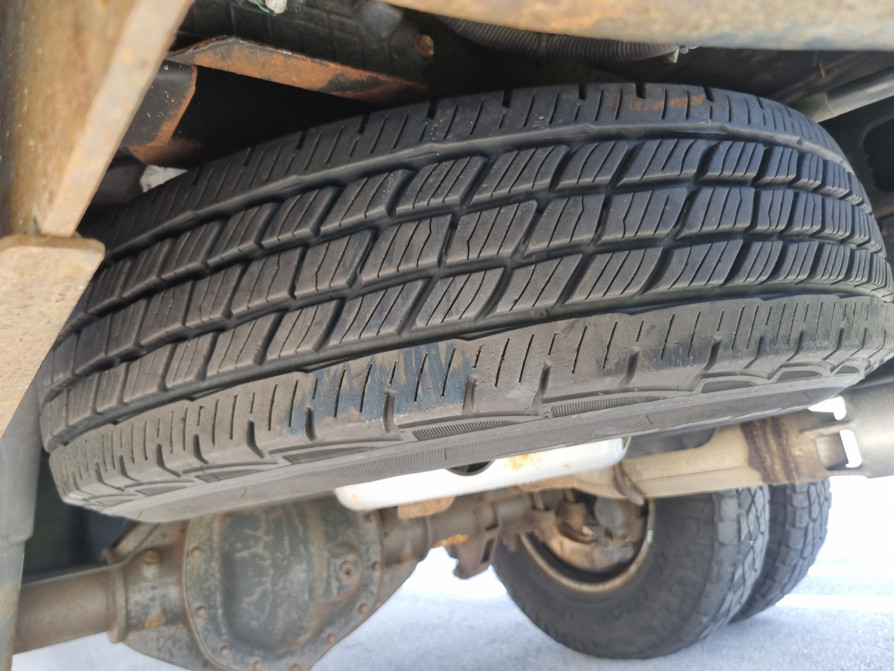 Chevrolet Silverado 3500HD Work Truck Crew Cab 2WD 2017