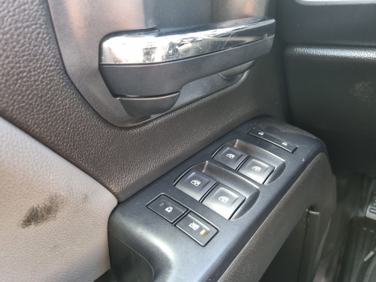 Chevrolet Silverado 3500HD Work Truck Crew Cab 2WD 2017