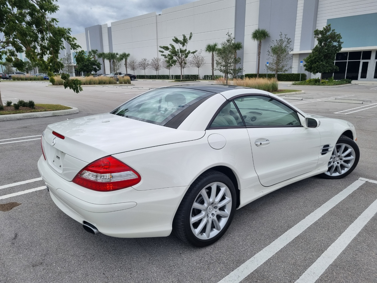Mercedes-Benz SL-Class SL550 2007