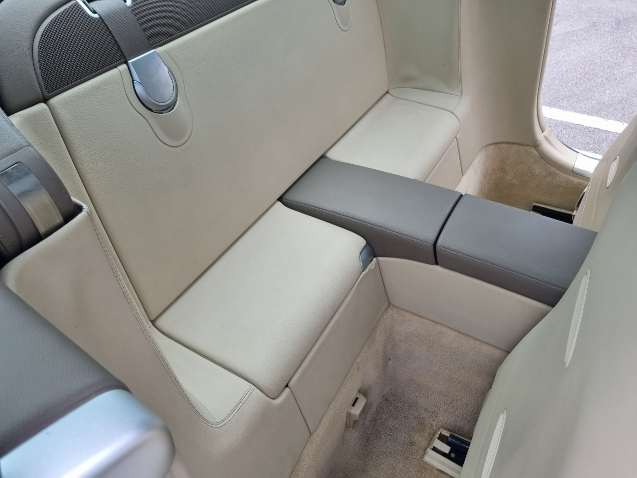 Mercedes-Benz SL-Class SL550 2007