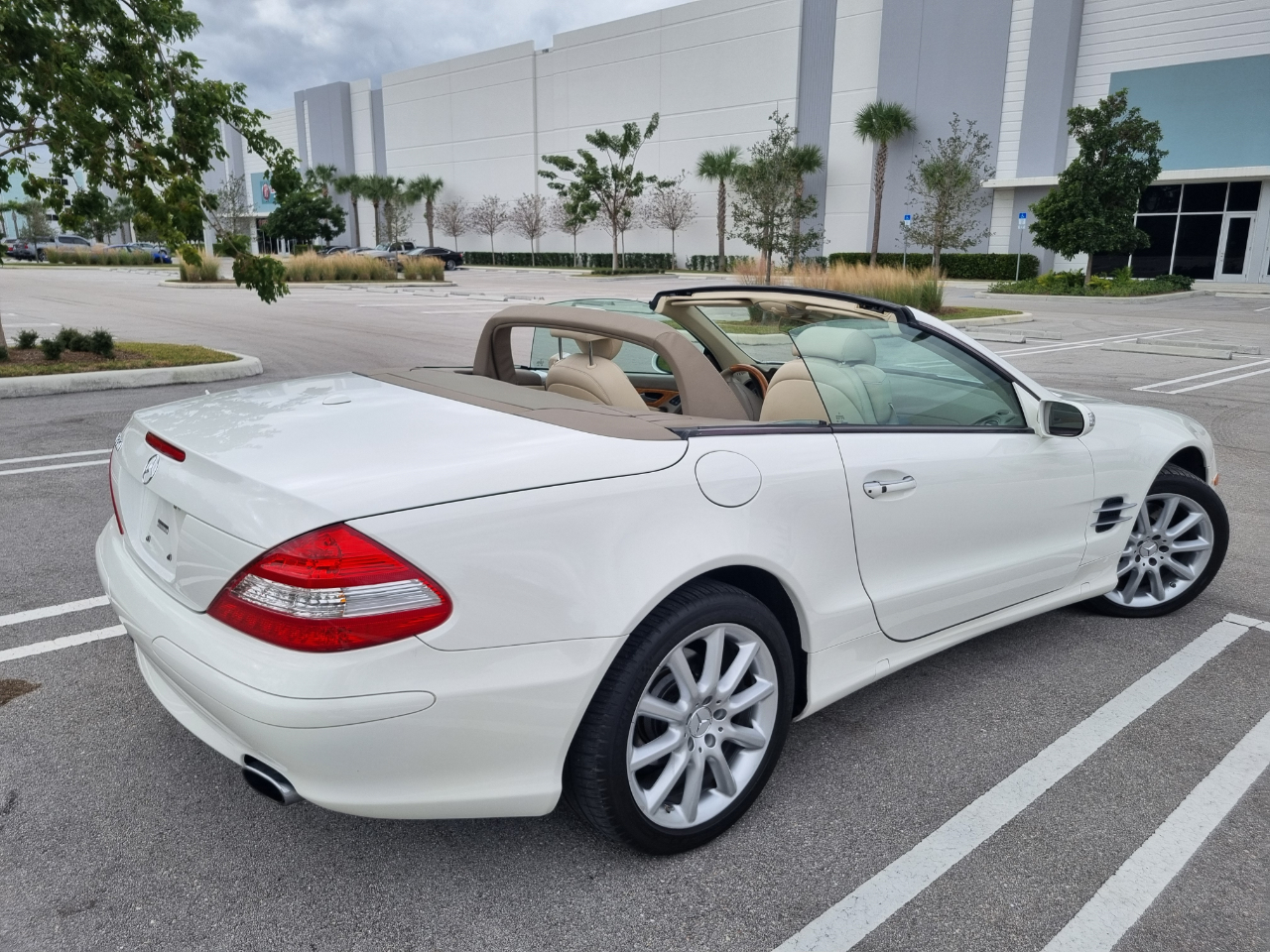 Mercedes-Benz SL-Class SL550 2007