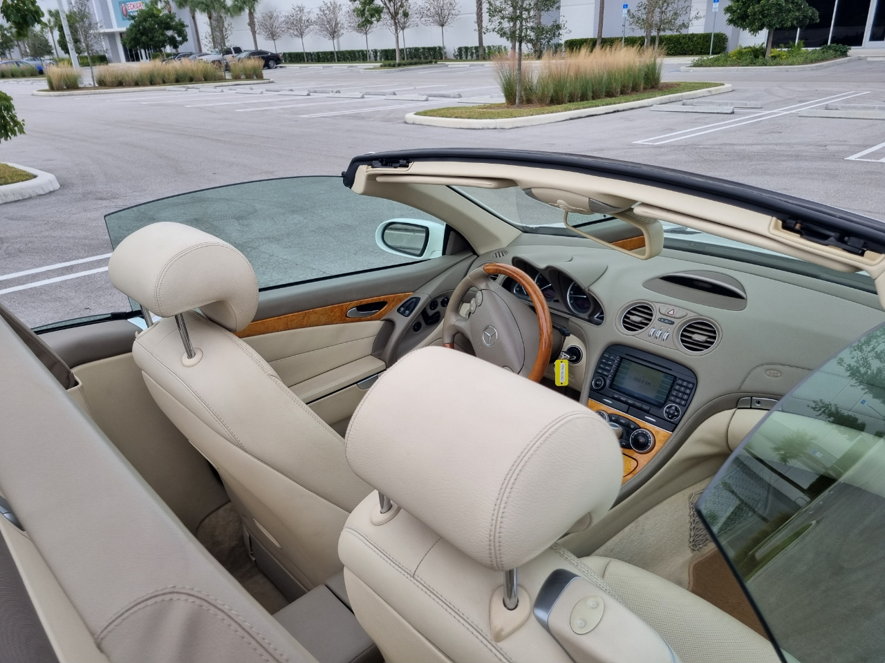 Mercedes-Benz SL-Class SL550 2007