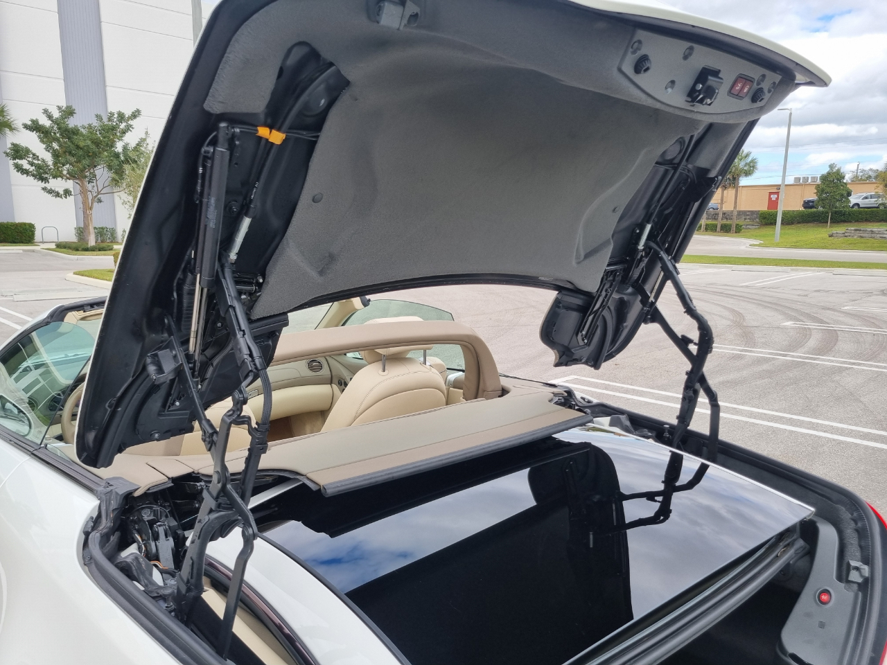 Mercedes-Benz SL-Class SL550 2007