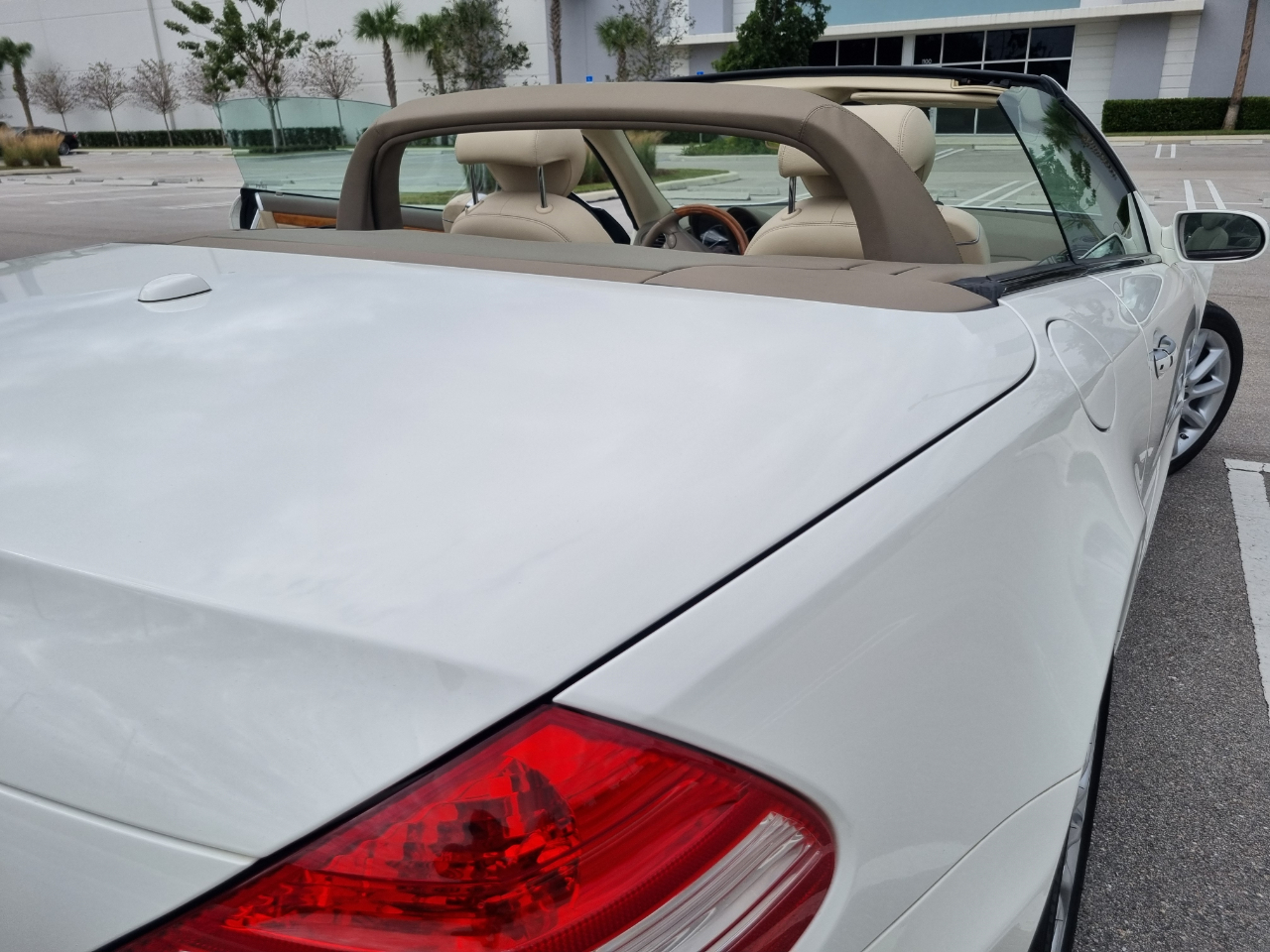 Mercedes-Benz SL-Class SL550 2007