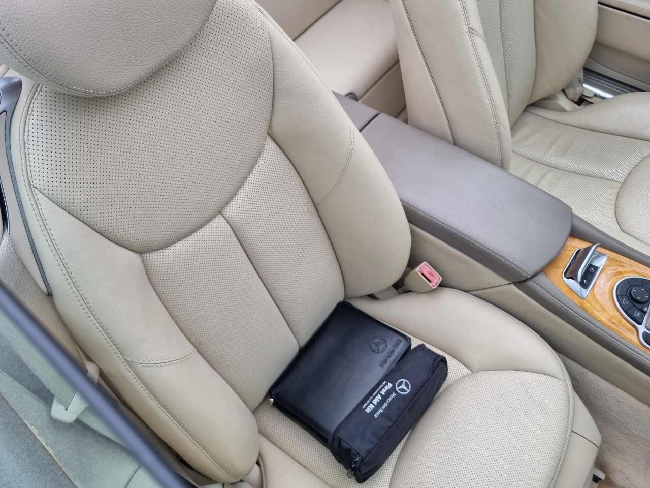 Mercedes-Benz SL-Class SL550 2007