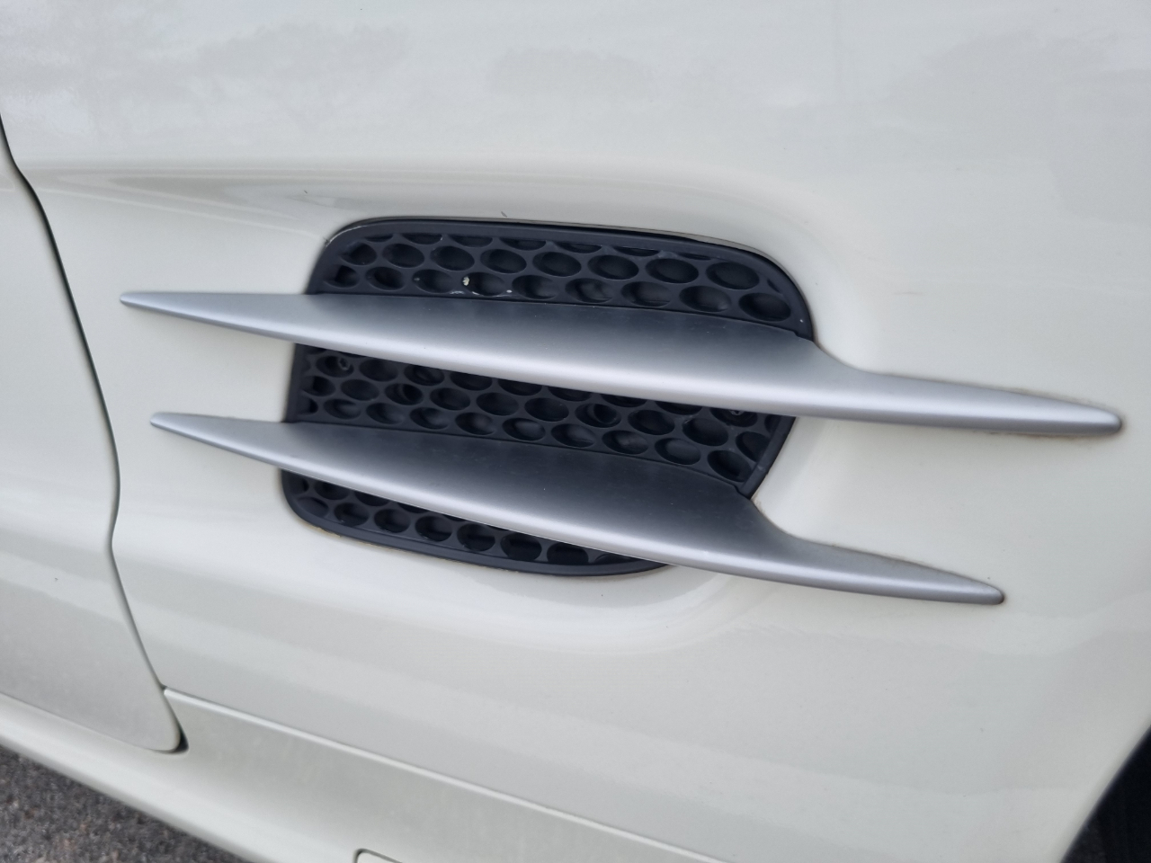 Mercedes-Benz SL-Class SL550 2007