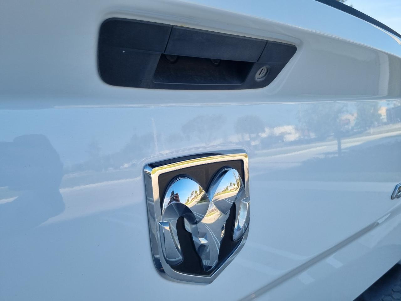 RAM 1500 Tradesman Crew Cab SWB 4WD 2016