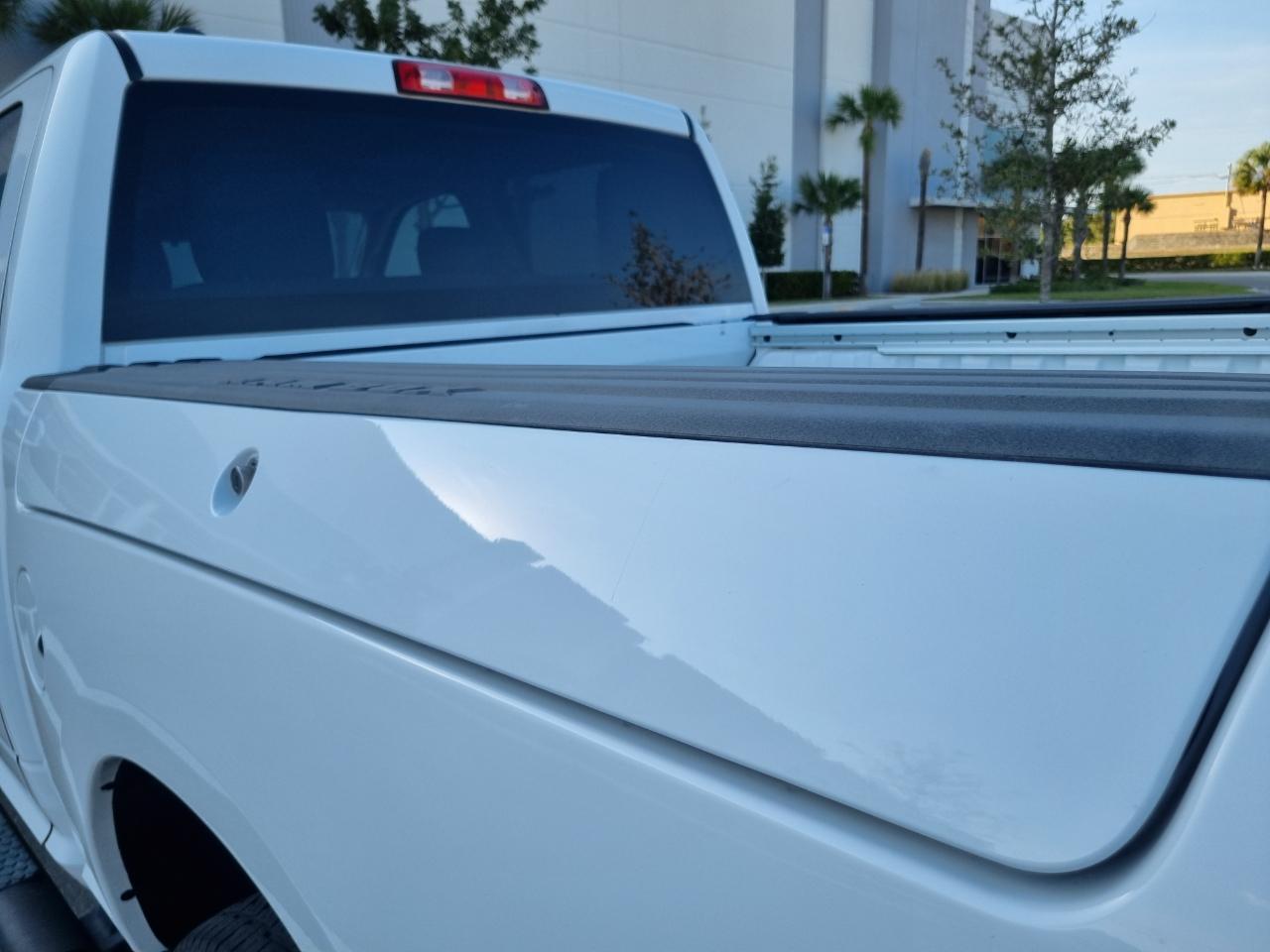 RAM 1500 Tradesman Crew Cab SWB 4WD 2016