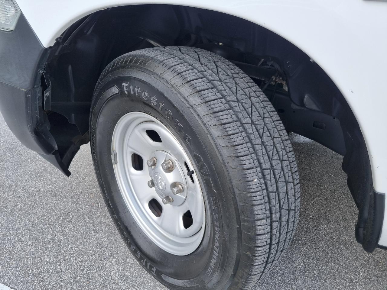 RAM 1500 Tradesman Crew Cab SWB 4WD 2016