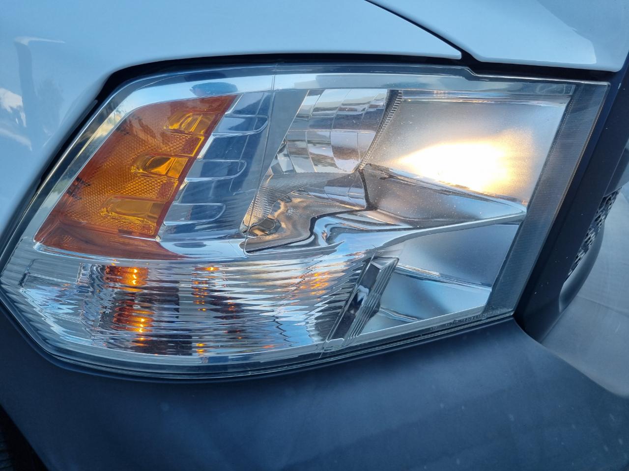 RAM 1500 Tradesman Crew Cab SWB 4WD 2016