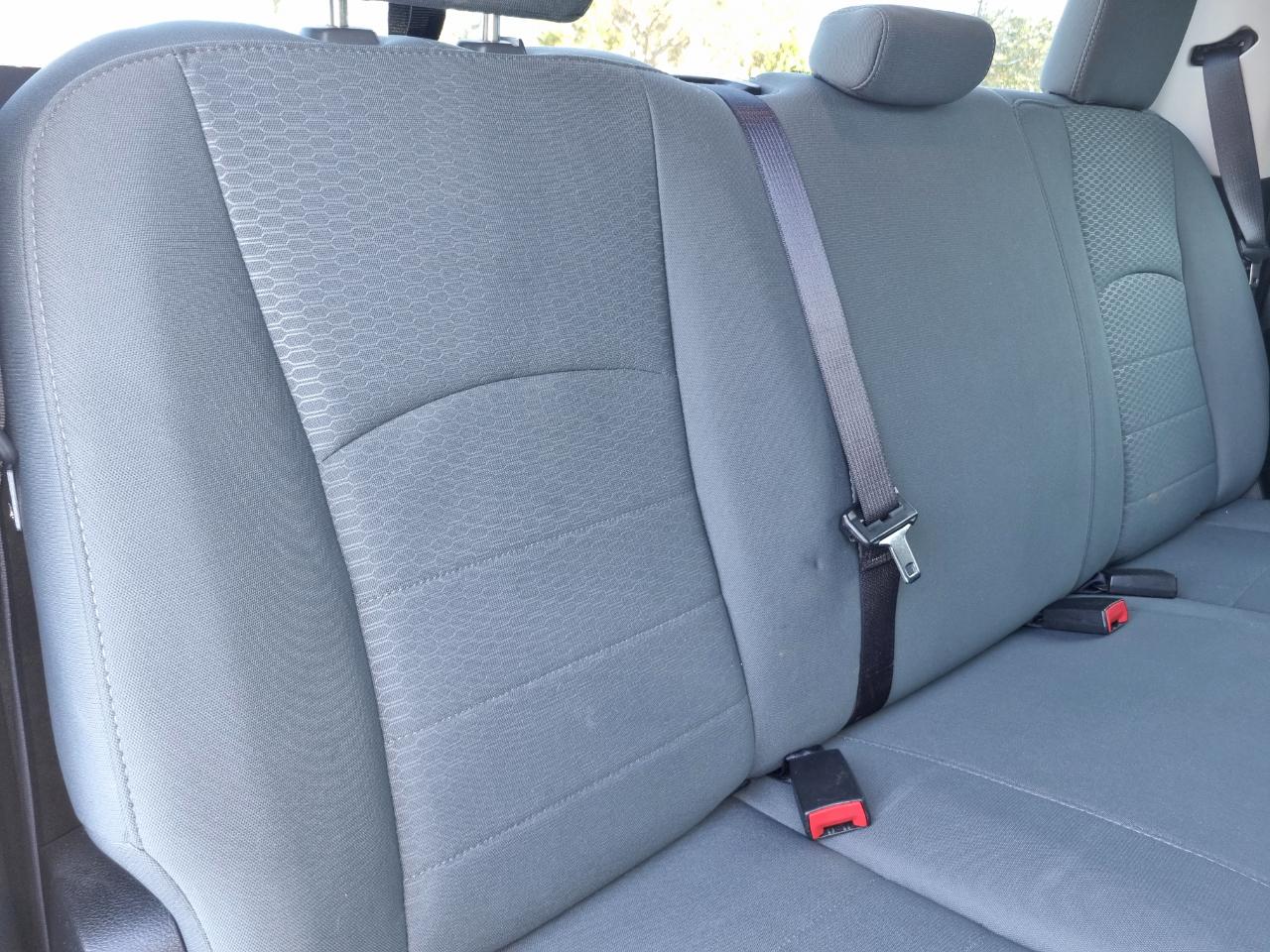 RAM 1500 Tradesman Crew Cab SWB 4WD 2016