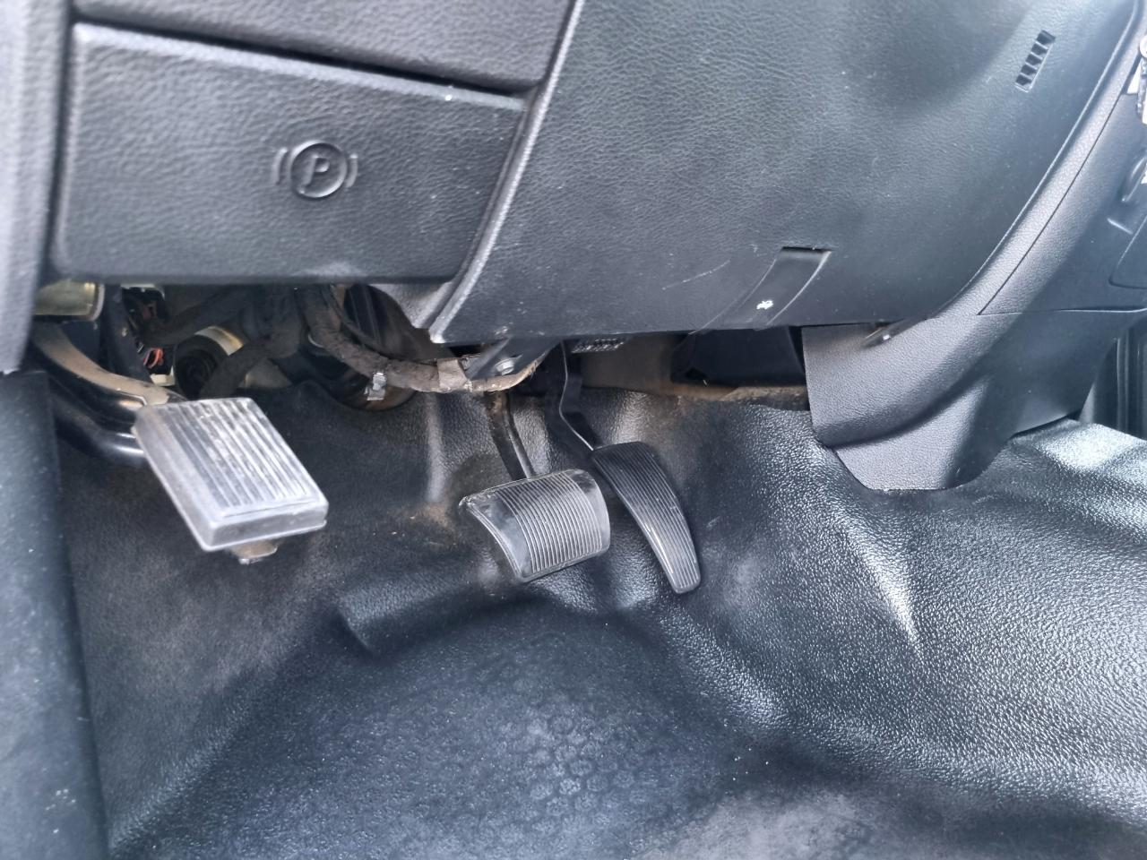 RAM 1500 Tradesman Crew Cab SWB 4WD 2016