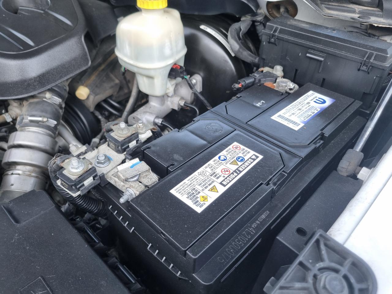 RAM 1500 Tradesman Crew Cab SWB 4WD 2016