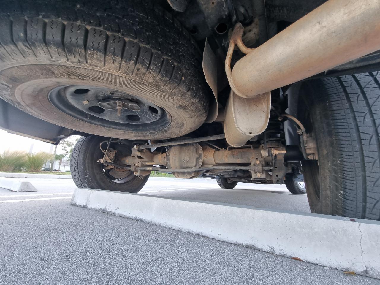 RAM 1500 Tradesman Crew Cab SWB 4WD 2016