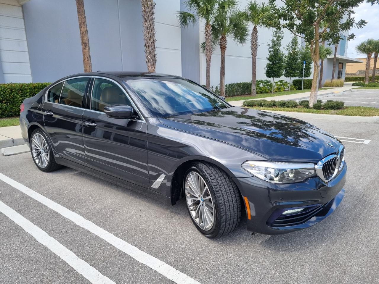 BMW 5-Series 530i xDrive 2017