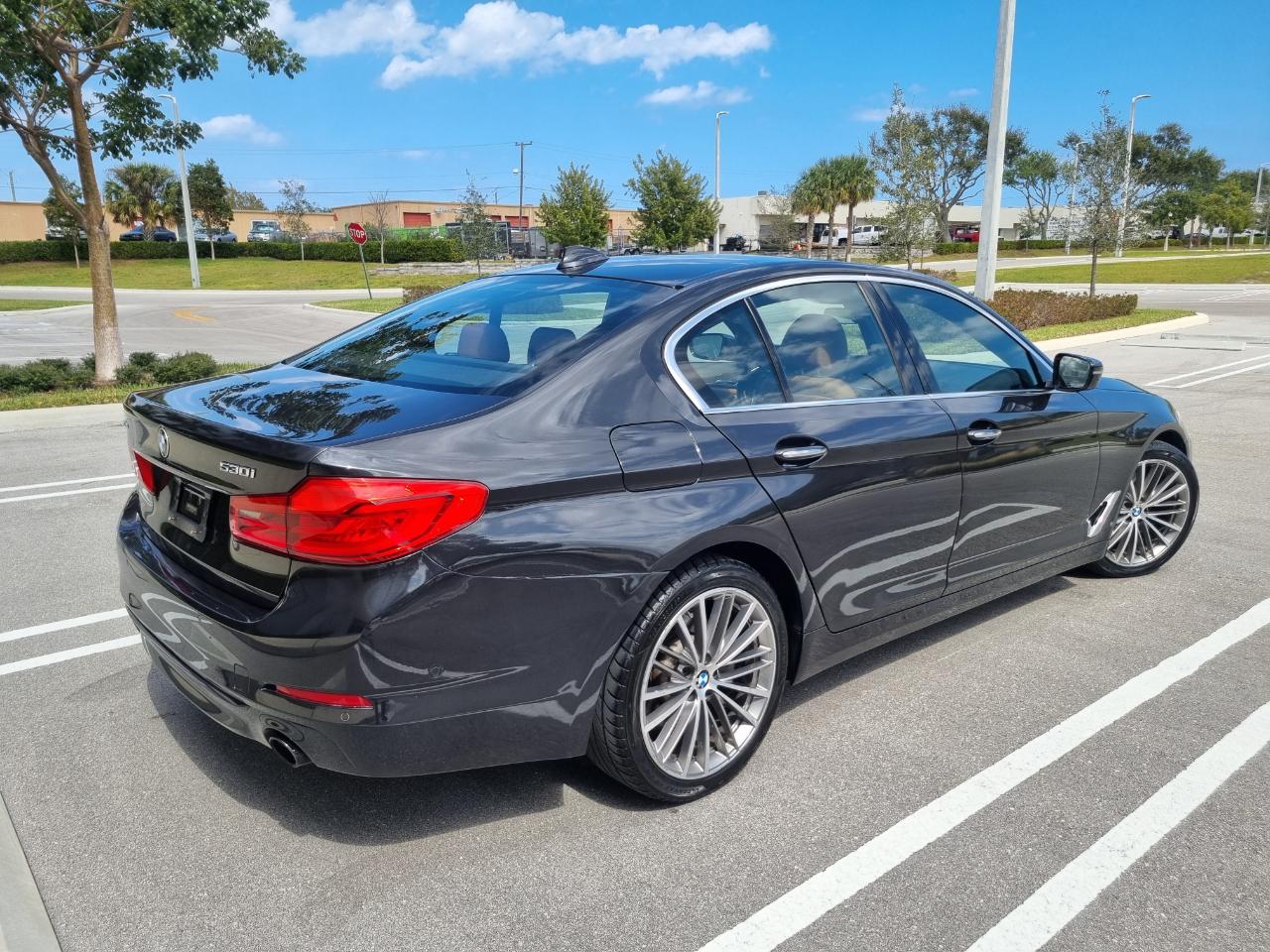 BMW 5-Series 530i xDrive 2017