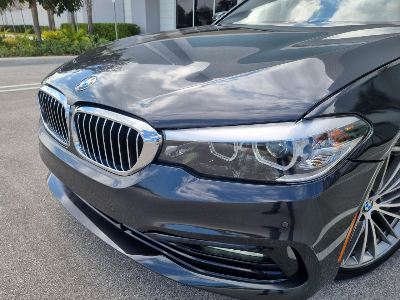 BMW 5-Series 530i xDrive 2017