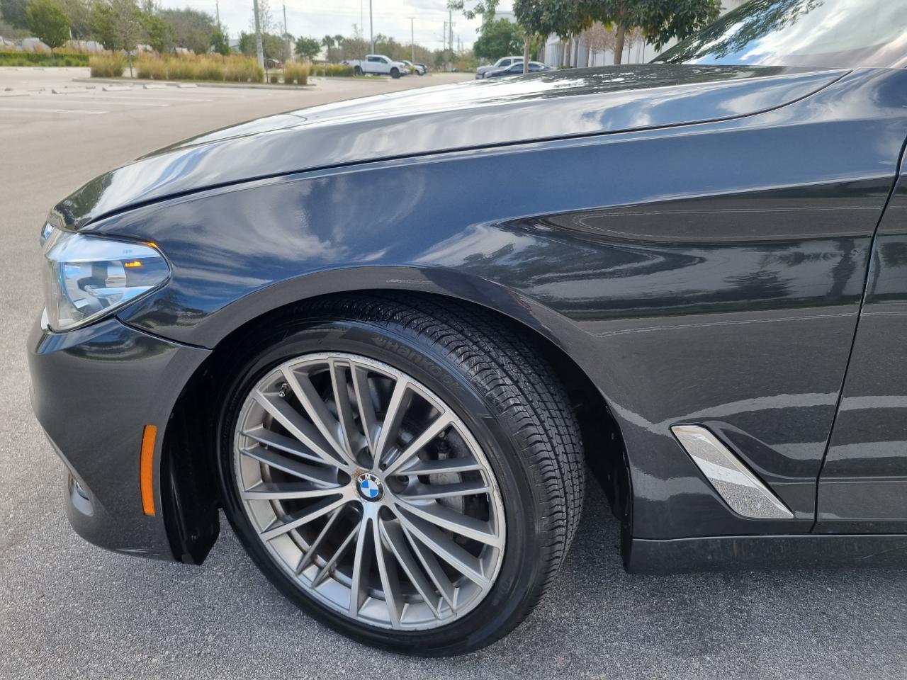 BMW 5-Series 530i xDrive 2017