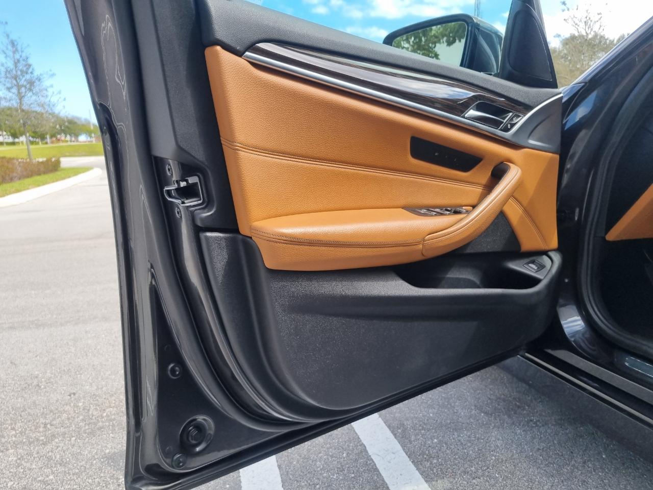 BMW 5-Series 530i xDrive 2017