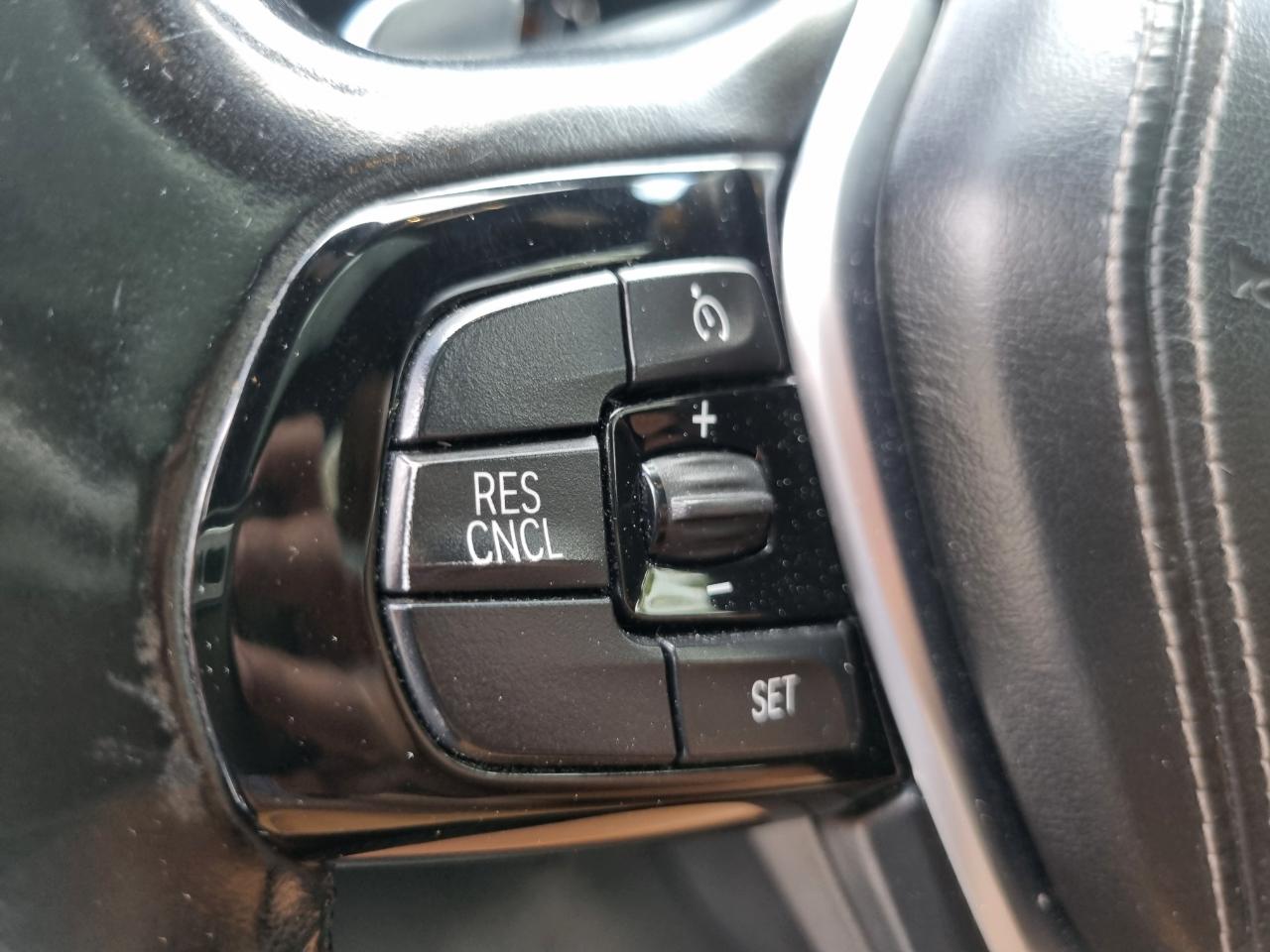 BMW 5-Series 530i xDrive 2017