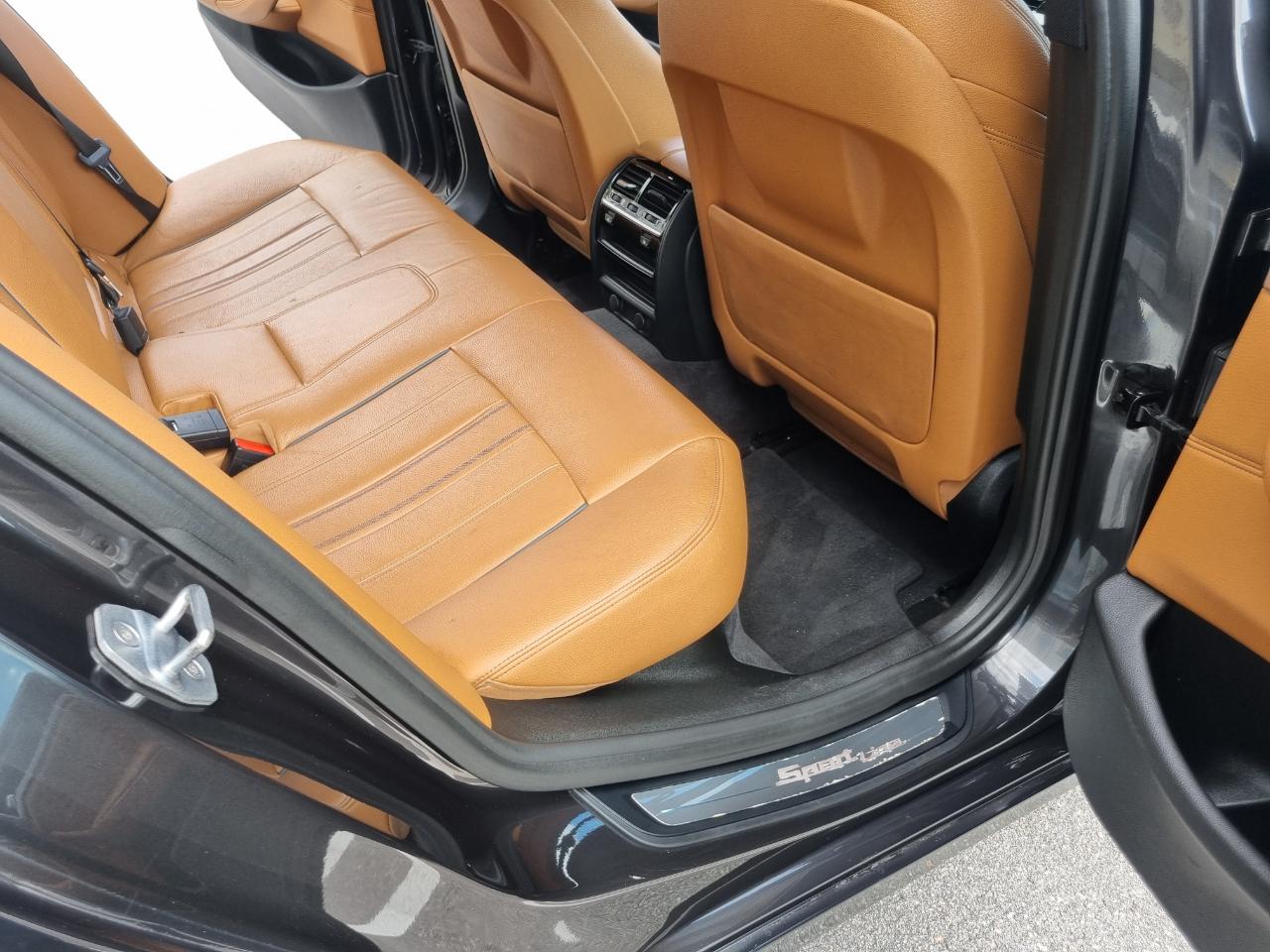 BMW 5-Series 530i xDrive 2017