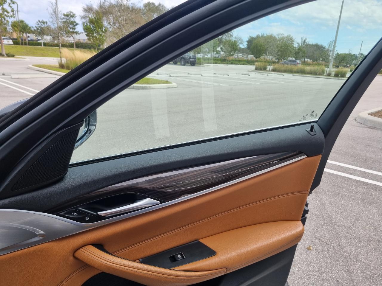 BMW 5-Series 530i xDrive 2017