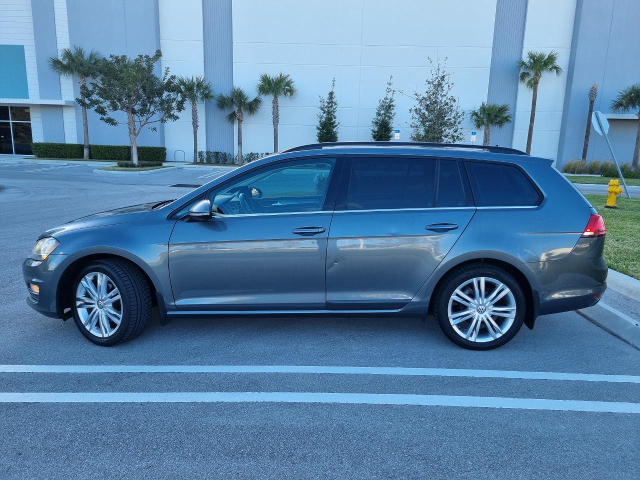 Volkswagen Golf SportWagen TDI S 6A 2015