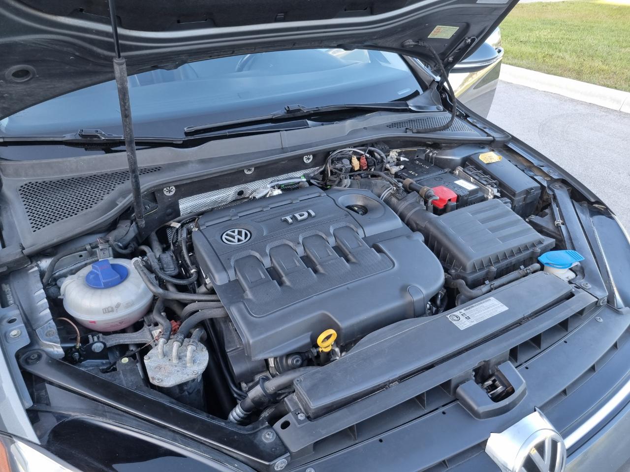 Volkswagen Golf SportWagen TDI S 6A 2015