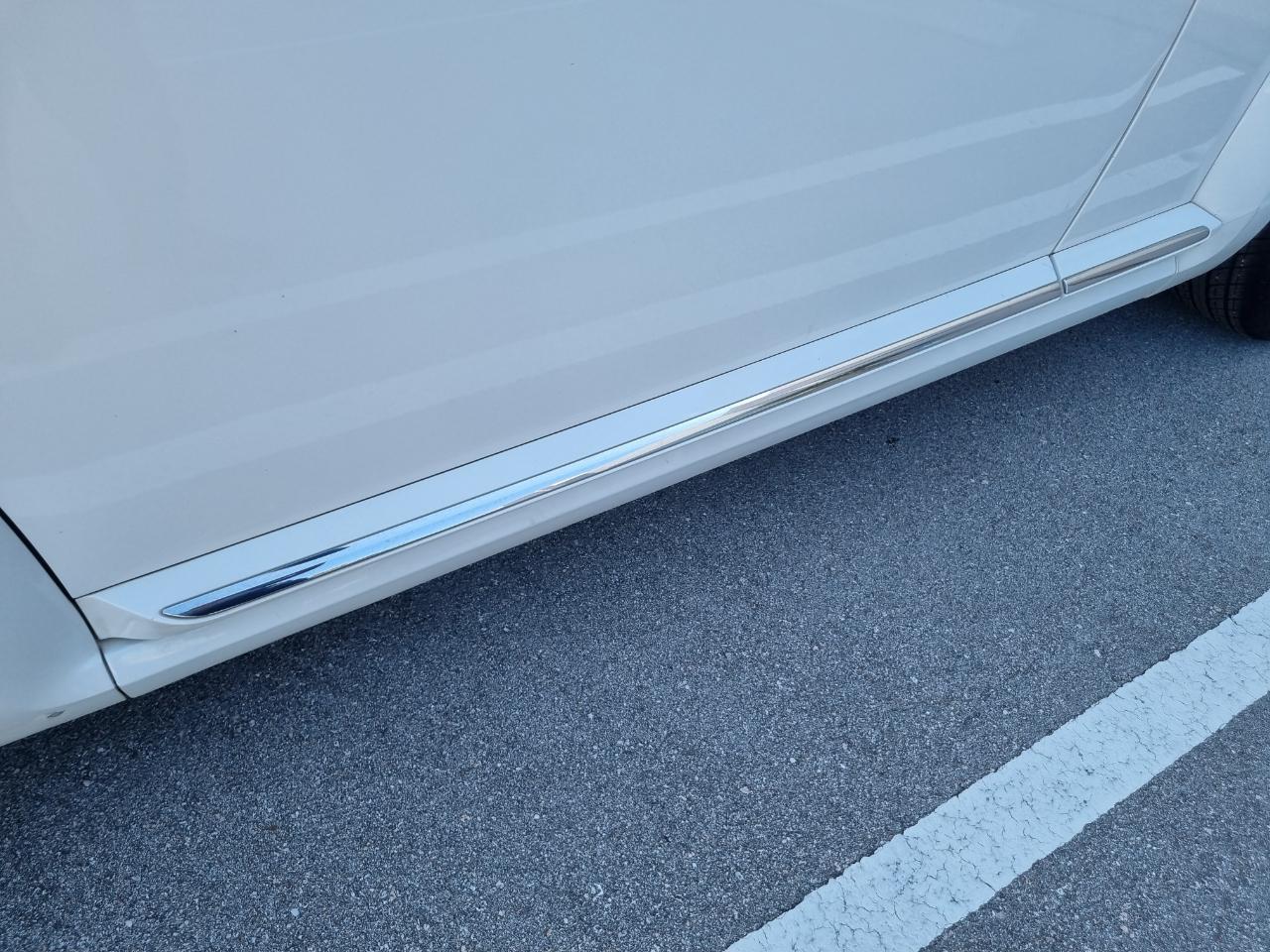 Volkswagen Beetle 2.0T Turbo Convertible 2013