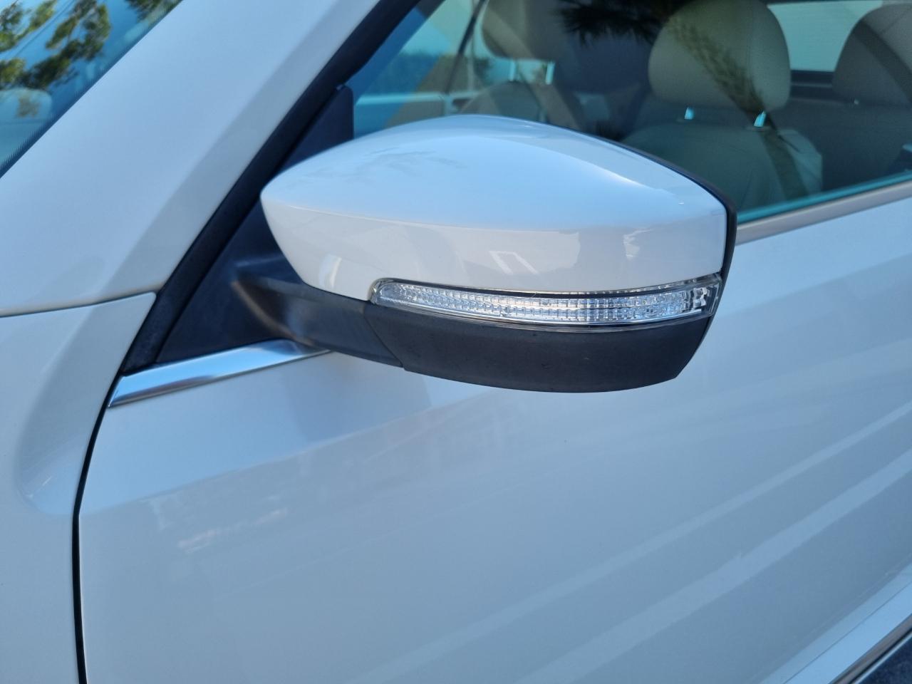 Volkswagen Beetle 2.0T Turbo Convertible 2013