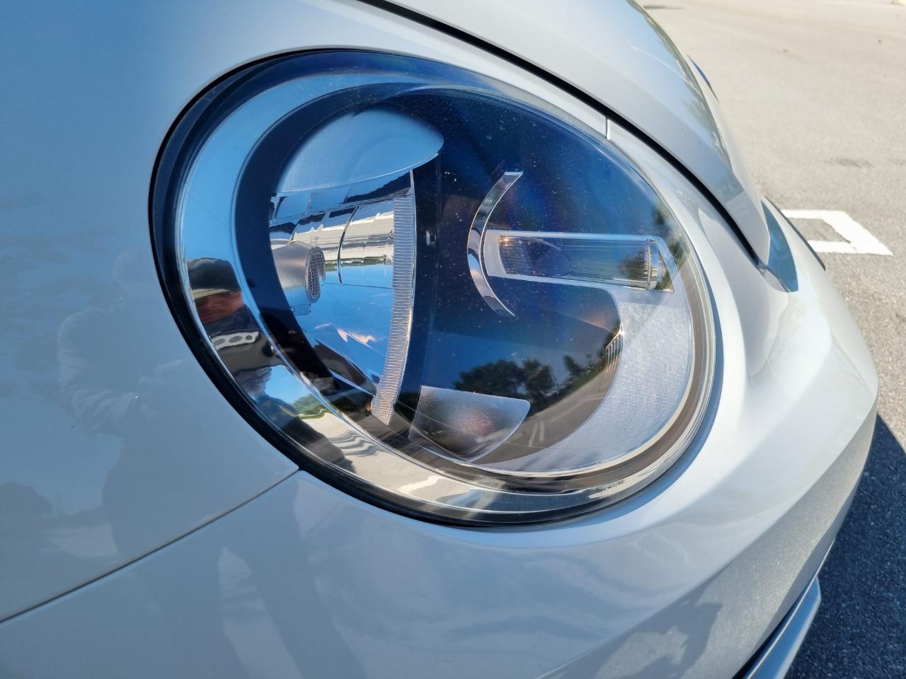 Volkswagen Beetle 2.0T Turbo Convertible 2013