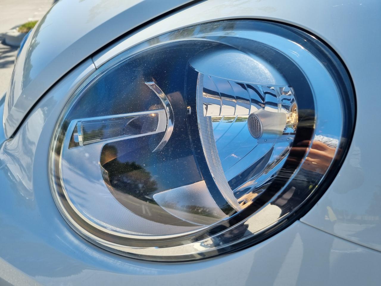 Volkswagen Beetle 2.0T Turbo Convertible 2013