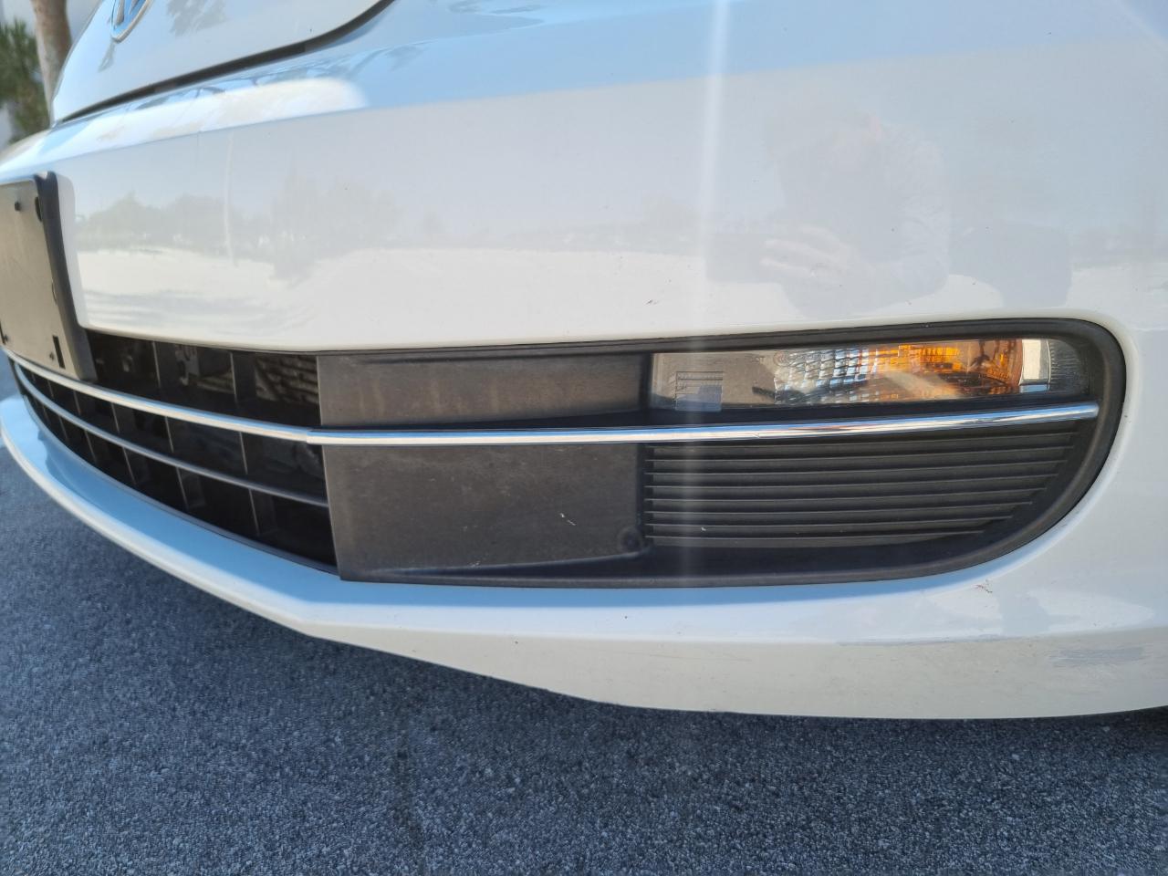 Volkswagen Beetle 2.0T Turbo Convertible 2013