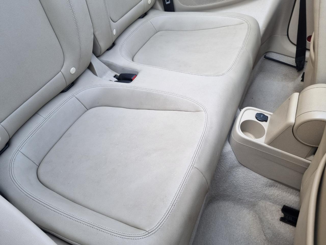 Volkswagen Beetle 2.0T Turbo Convertible 2013