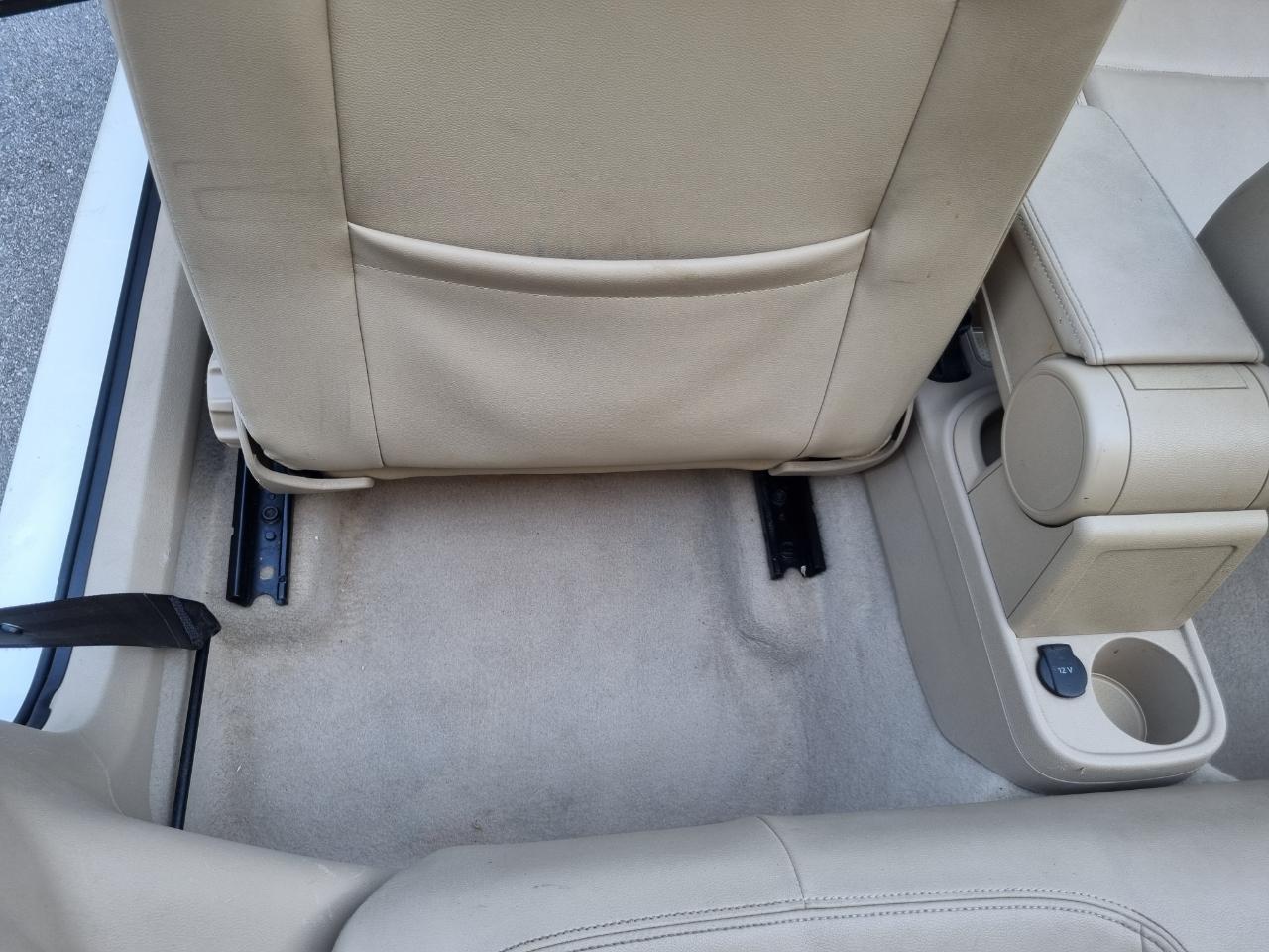 Volkswagen Beetle 2.0T Turbo Convertible 2013