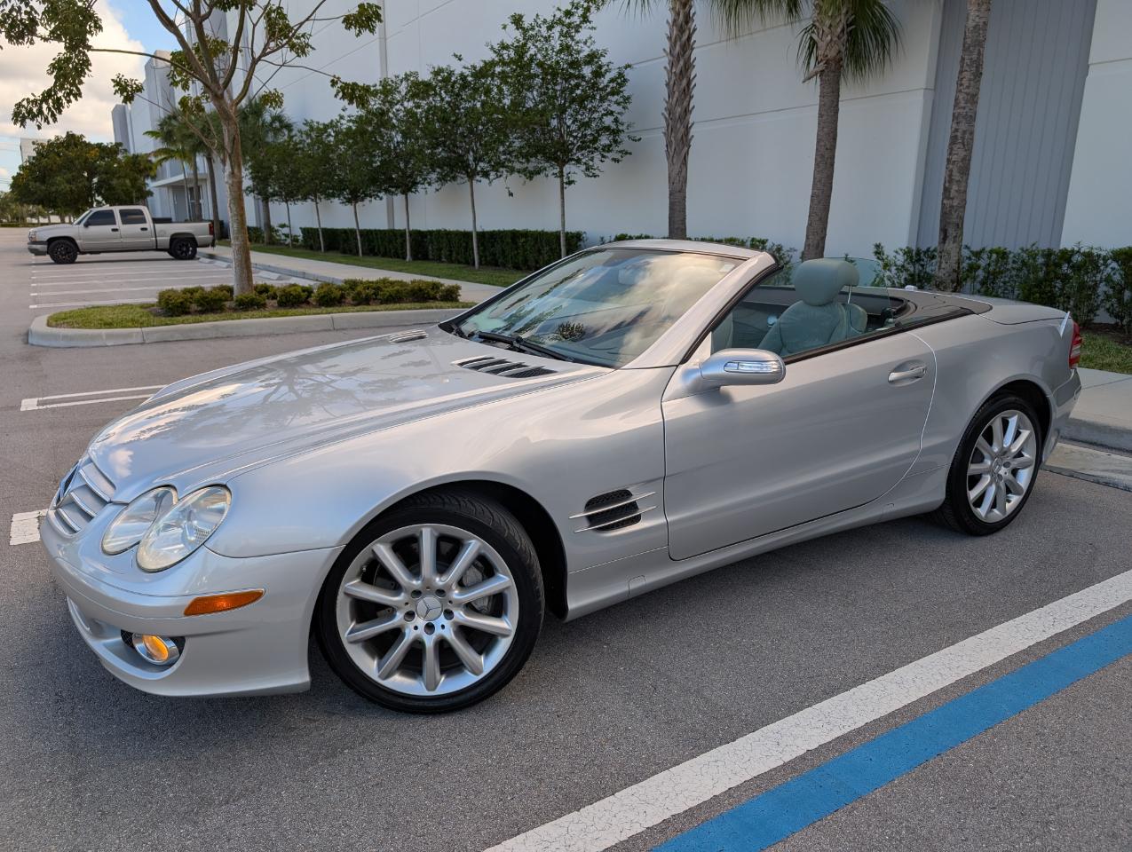 Mercedes-Benz SL-Class SL550 2007