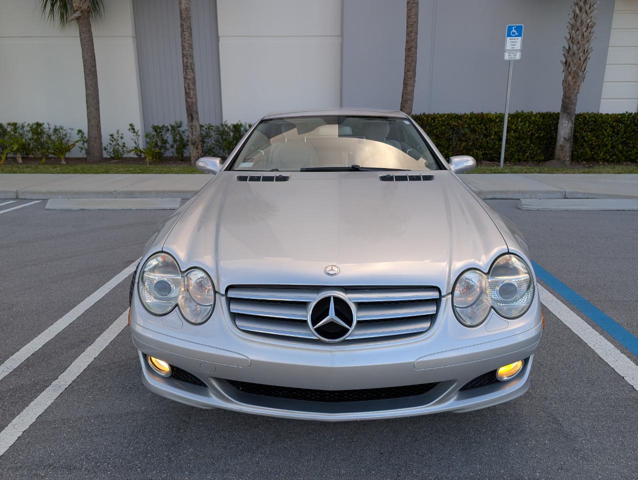 Mercedes-Benz SL-Class SL550 2007