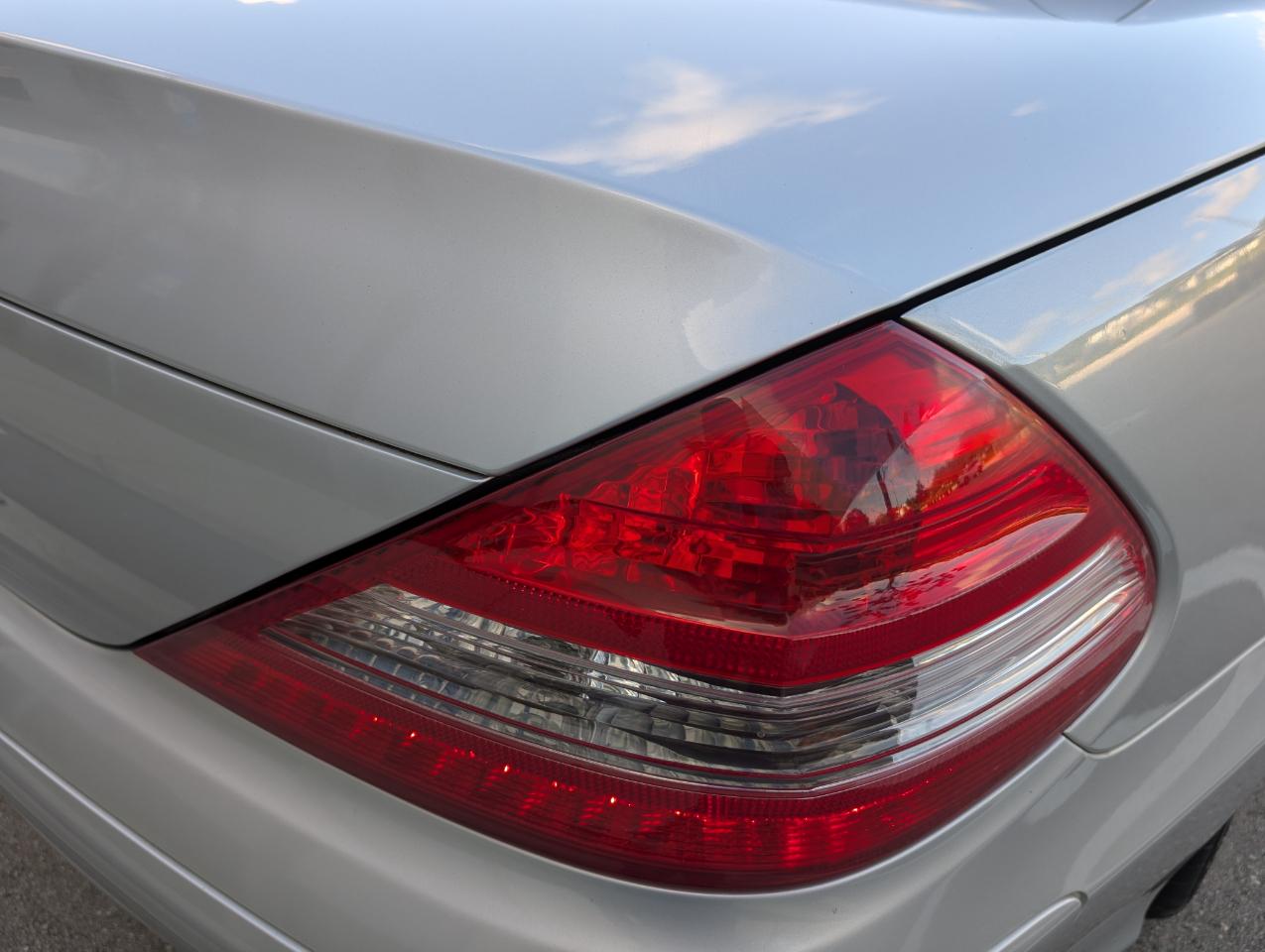 Mercedes-Benz SL-Class SL550 2007