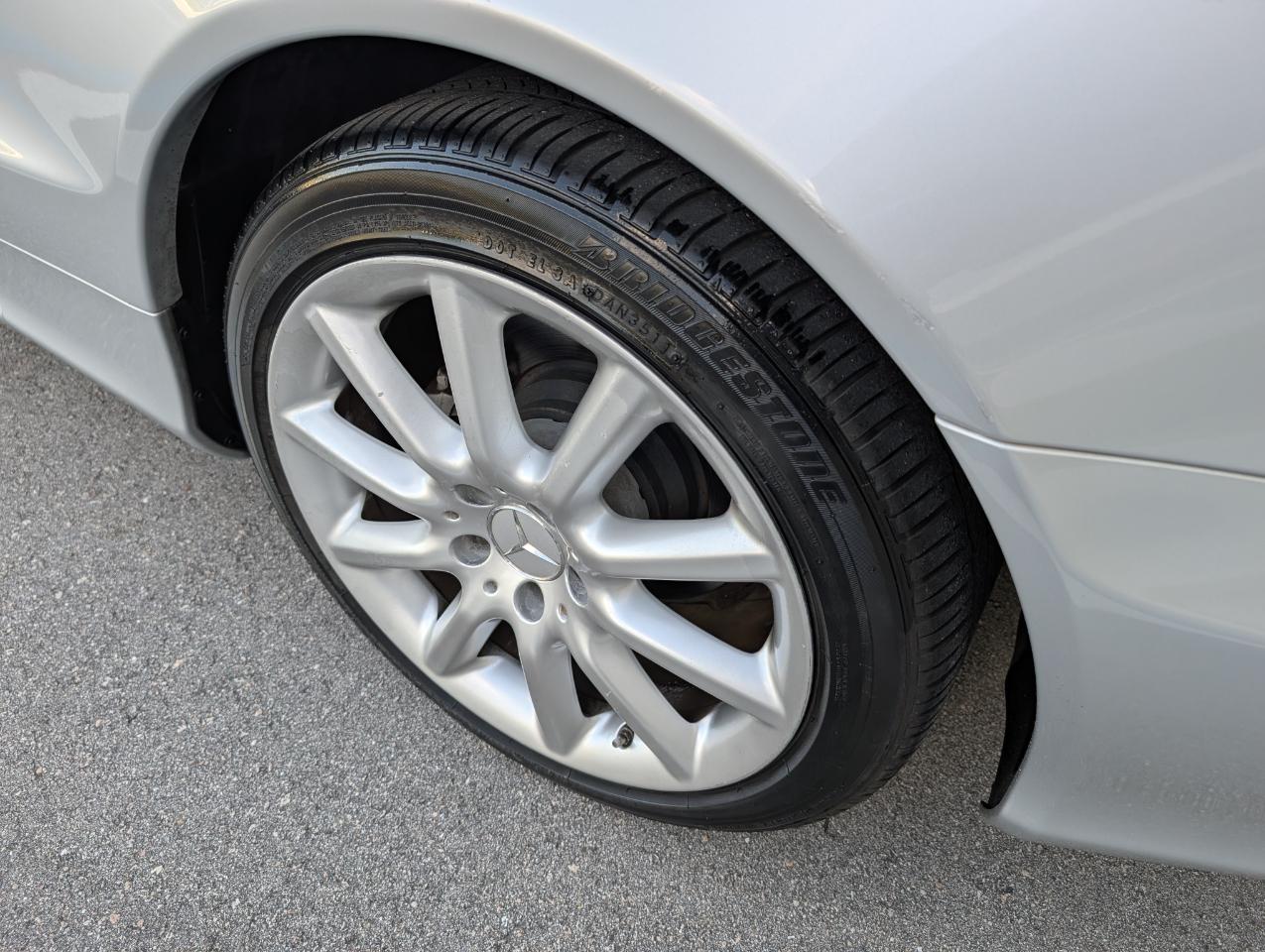 Mercedes-Benz SL-Class SL550 2007