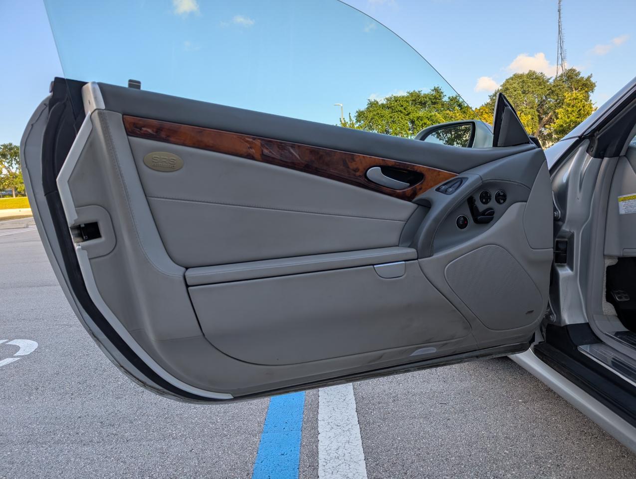 Mercedes-Benz SL-Class SL550 2007