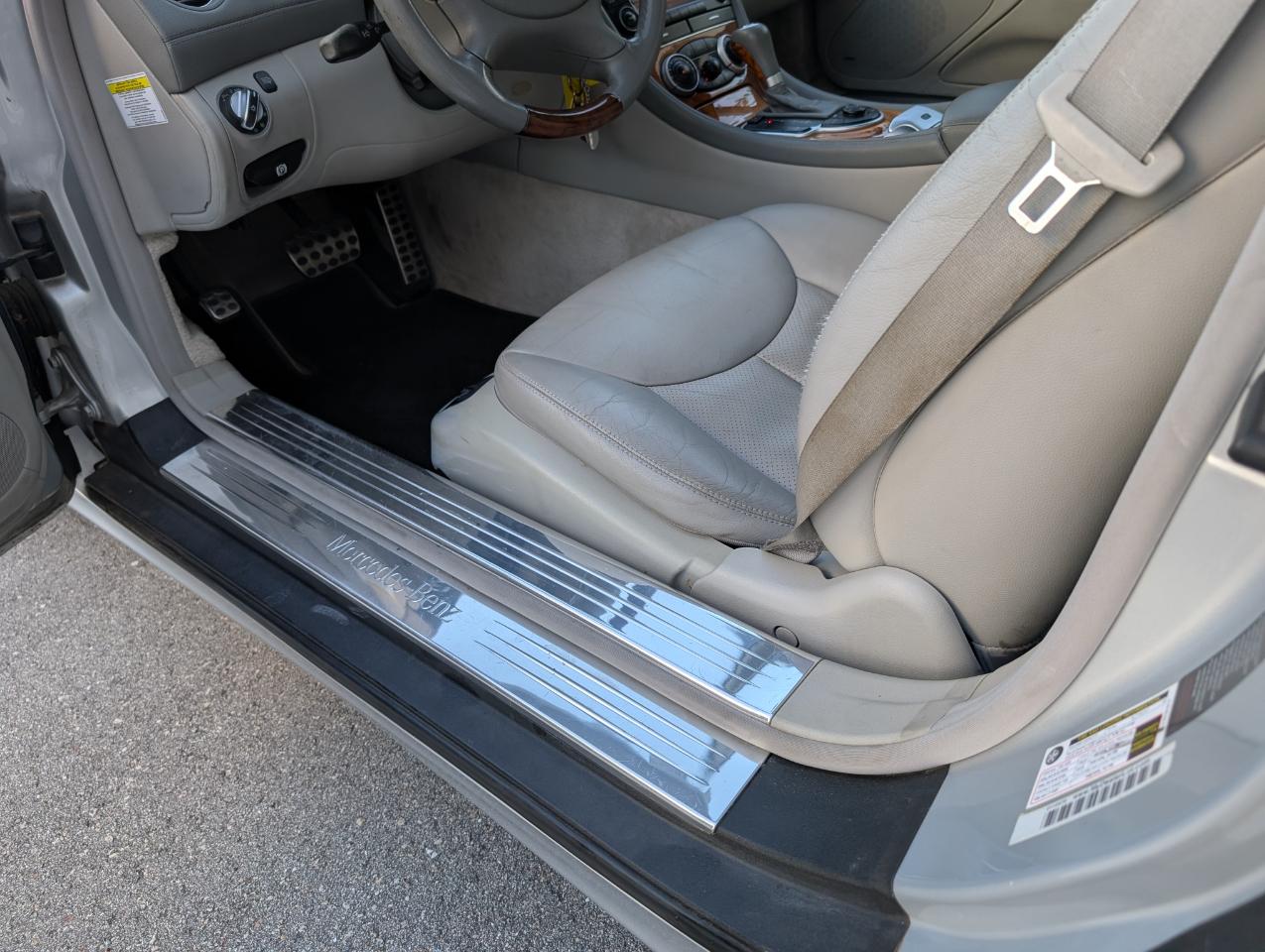 Mercedes-Benz SL-Class SL550 2007