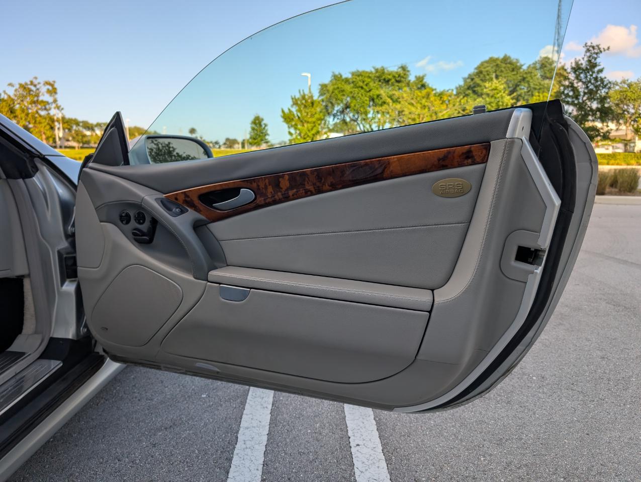 Mercedes-Benz SL-Class SL550 2007