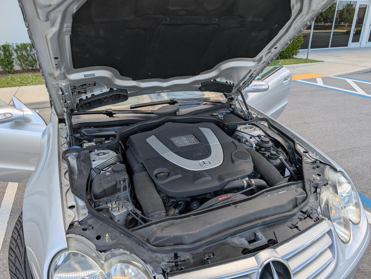 Mercedes-Benz SL-Class SL550 2007