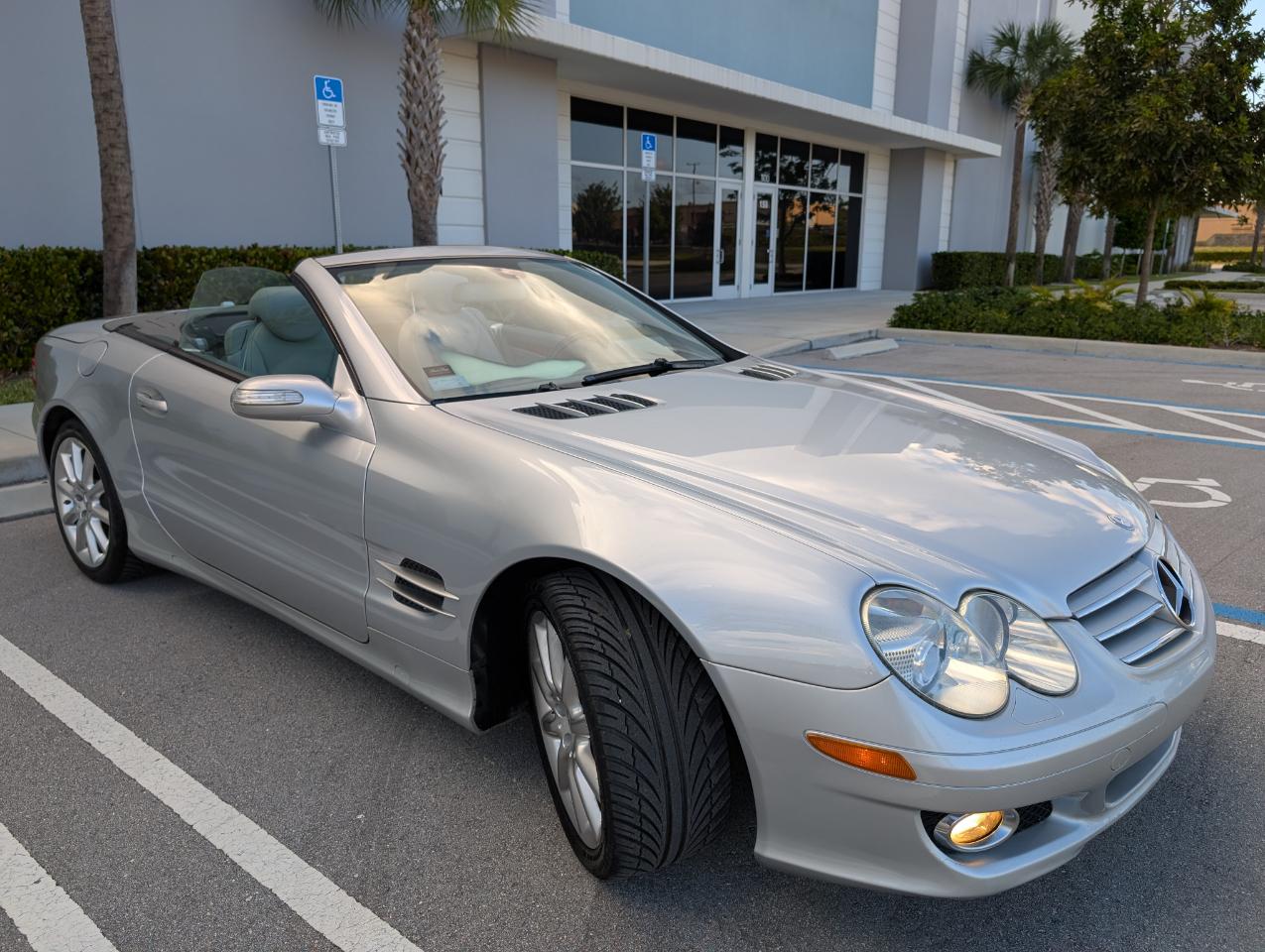 Mercedes-Benz SL-Class SL550 2007