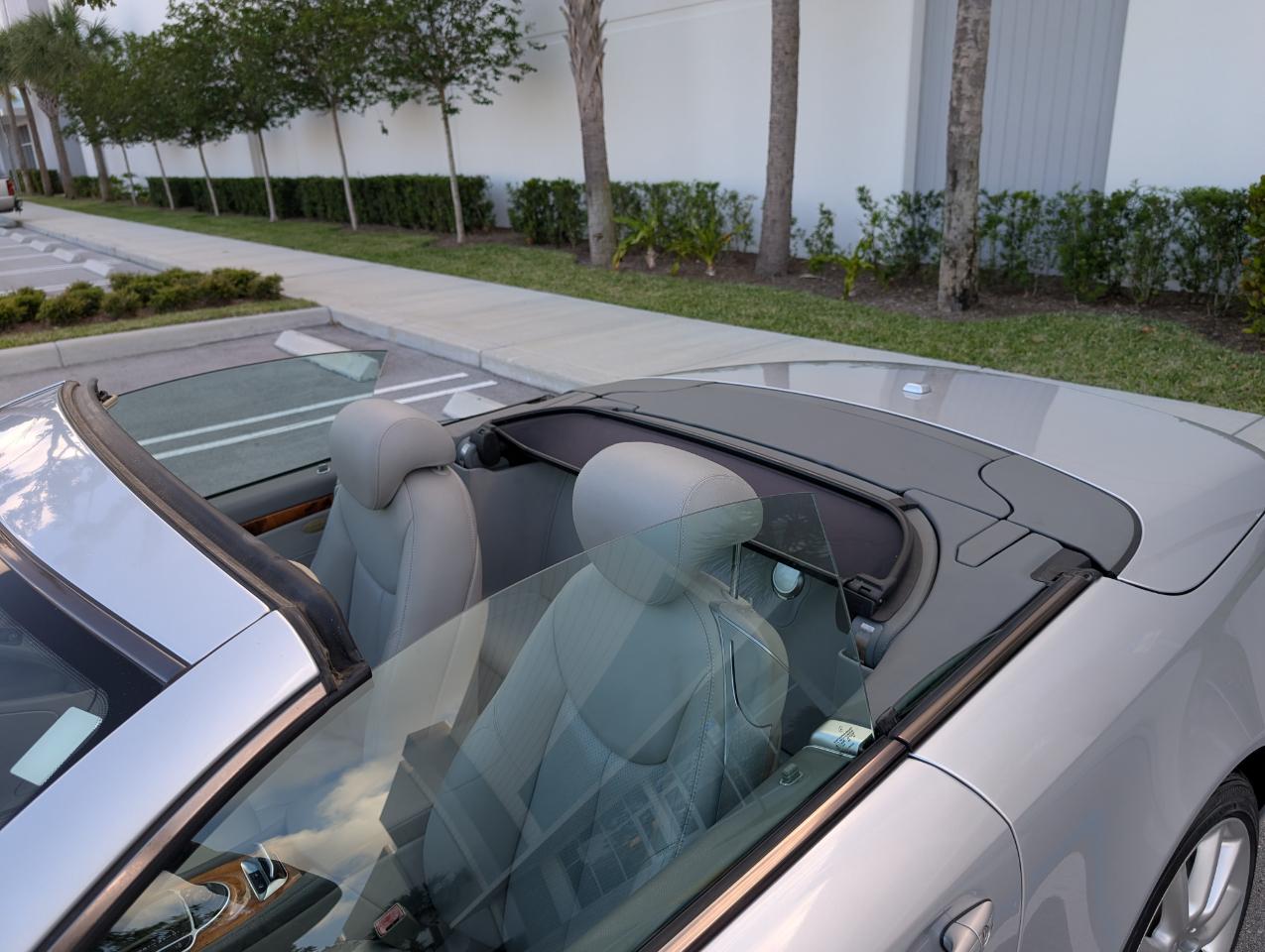 Mercedes-Benz SL-Class SL550 2007