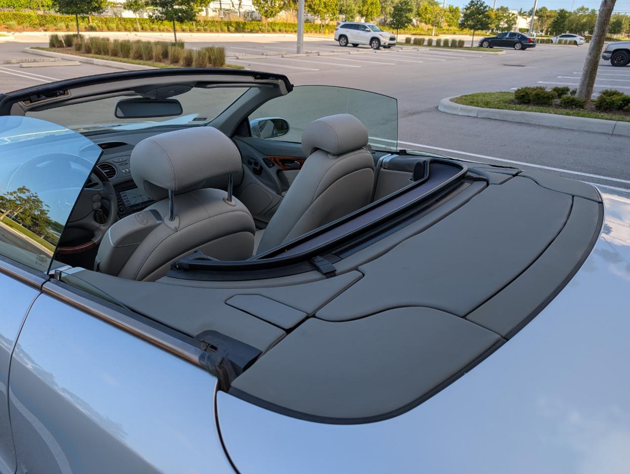 Mercedes-Benz SL-Class SL550 2007