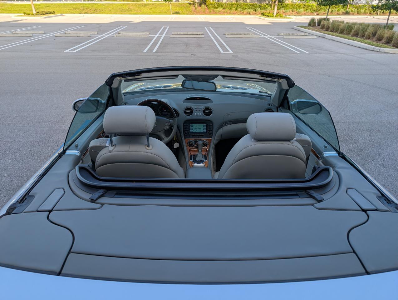Mercedes-Benz SL-Class SL550 2007